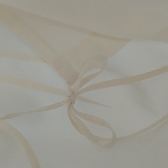 Soft Surroundings off white wrap button blouse asymmetrical top elbow sleeve med - Picture 4 of 10